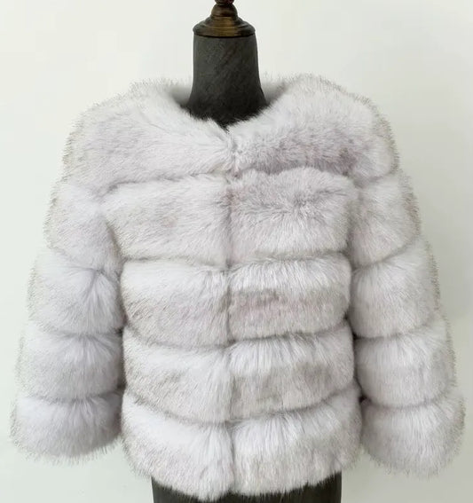 ABRIGO CORTO EFECTO PELO