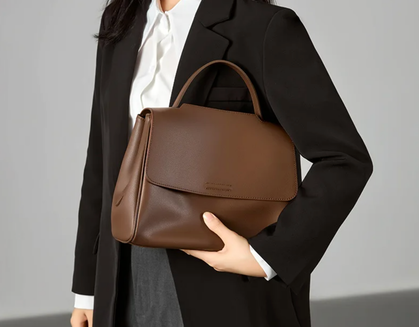 BOLSO MEDIO PIEL