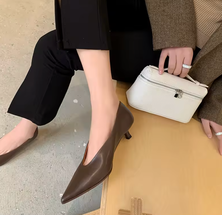 ZAPATO TACÓN BAJO PIEL
